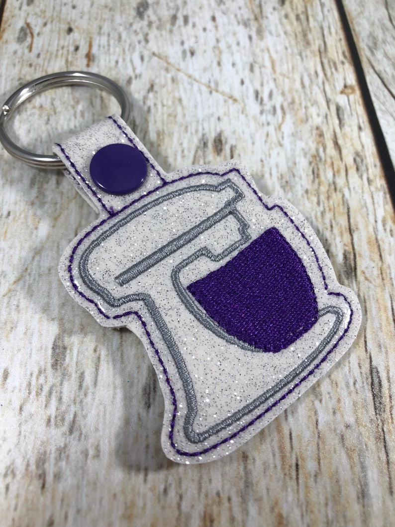 Kitchen Mixer, Kitchen Mixer Keychain, Kitchen Aid Mixer, Baker, Baker Lover Gift, Mothers Day Gift, Chef Gift, Gift for Baker, Keychain image 5