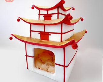 Japanese Pagoda Cat House: XXL Fleece Pet Bed