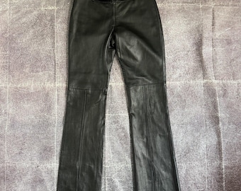 Vintage damesbroek uit de jaren 90 van Paolo Santini, zwart leer, met satijnen voering en lage taille, maat 4