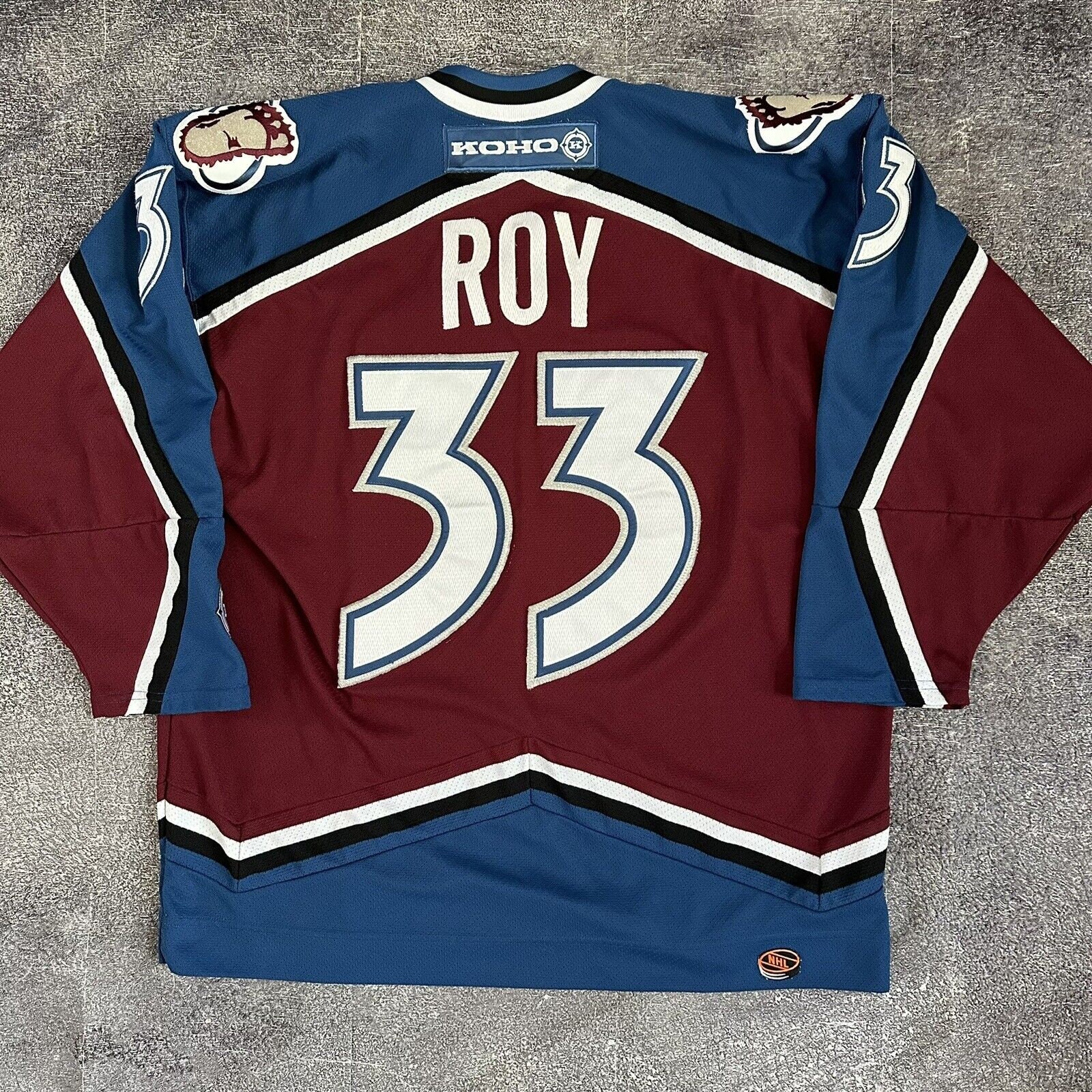 NotoriousVTG1 Men s Vintage Koho Colorado Avalanche Patrick Roy Maroon Red Blue Jersey Sz XL