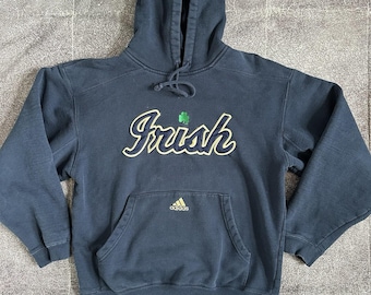 Sudadera con capucha vintage para hombre Adidas Notre Dame Fighting Irish Center Logo Sudadera con capucha Talla S