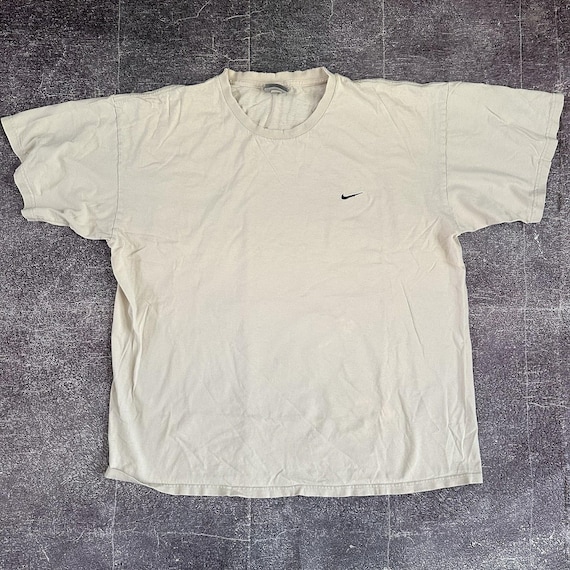 nike mini swoosh t shirt mens