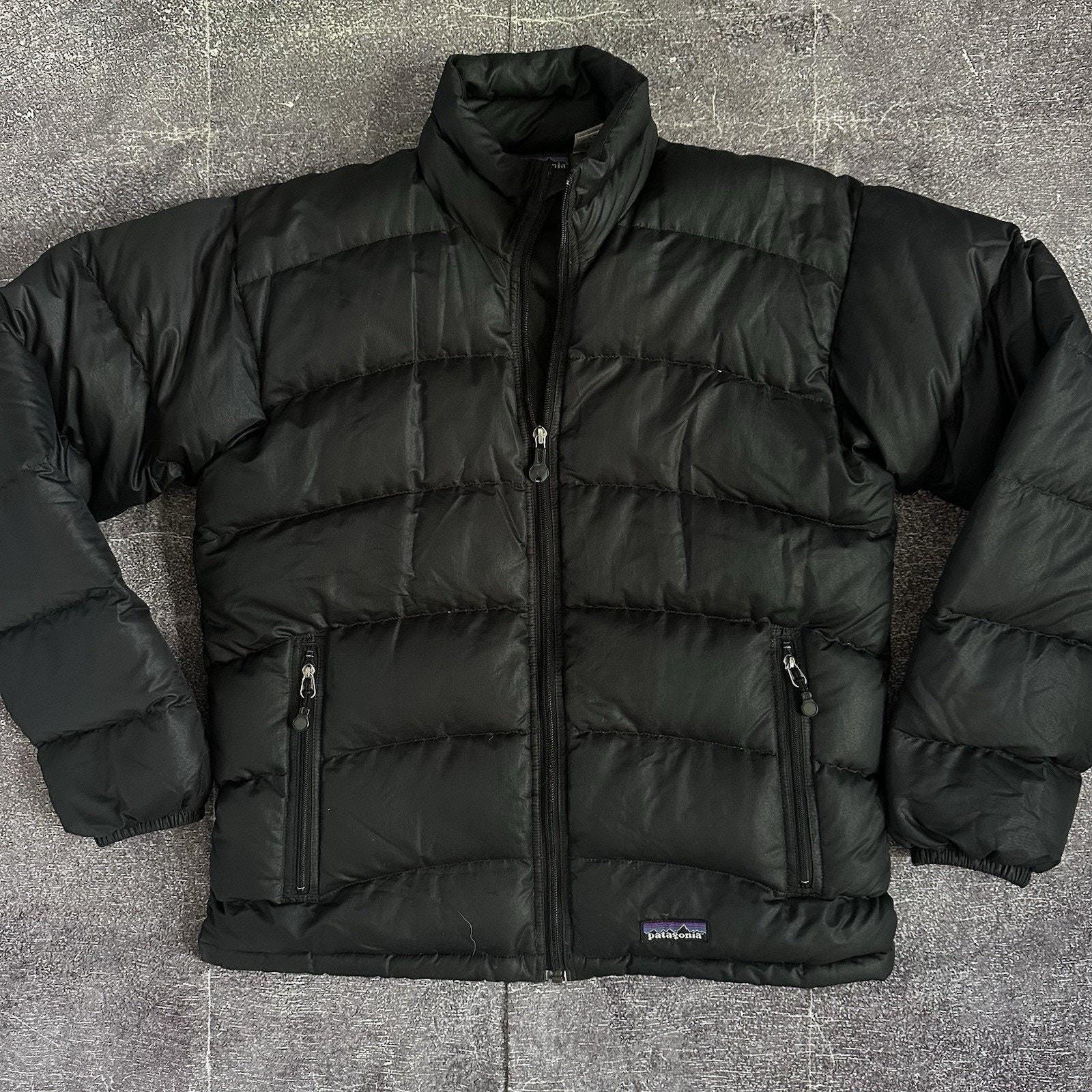 Women's Vintage Y2K Patagonia Black Gray Full Zip up Down Puffer