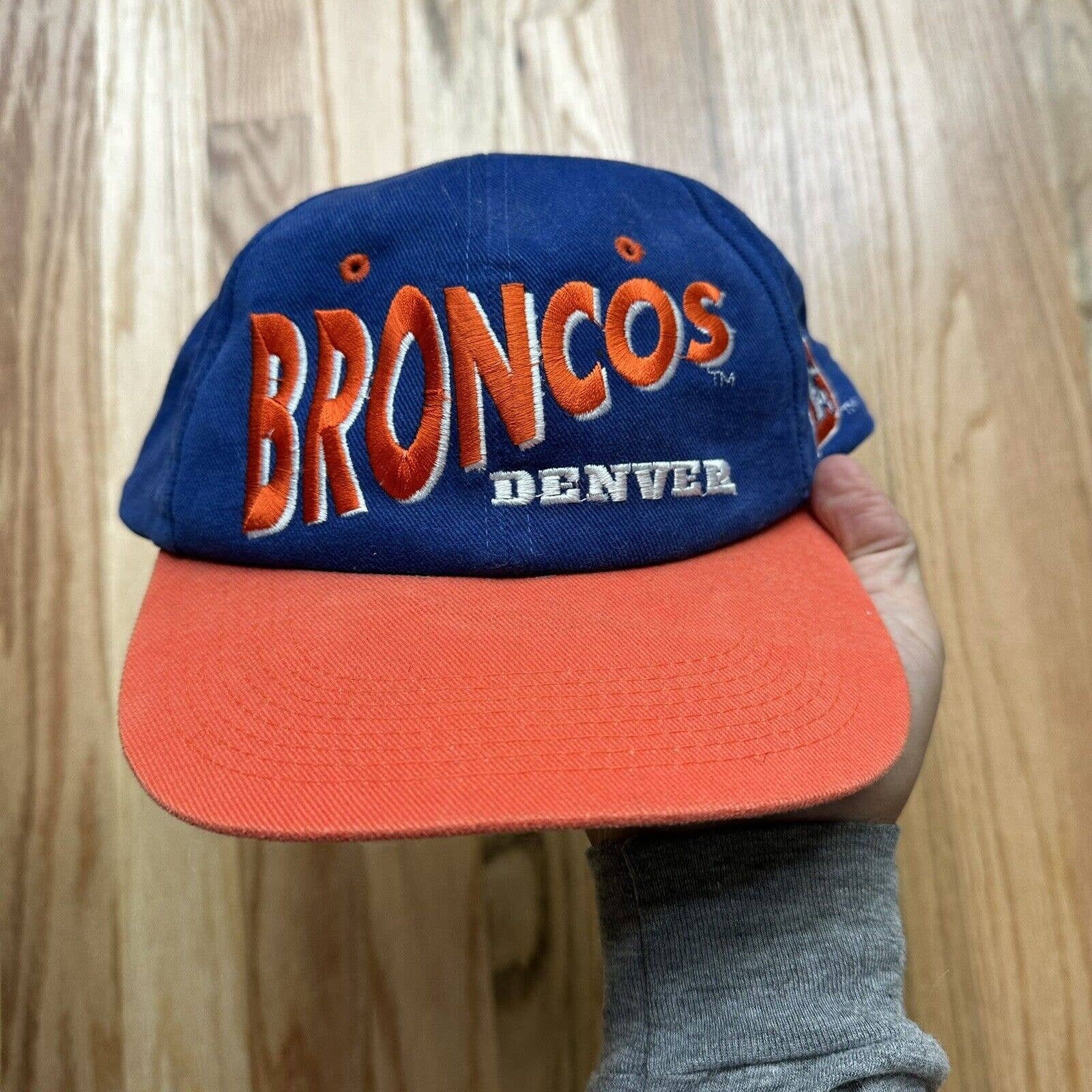 Vintage Denver Broncos Print Script Logo 100% Wool Snapback Hat Cap Annco  NFL