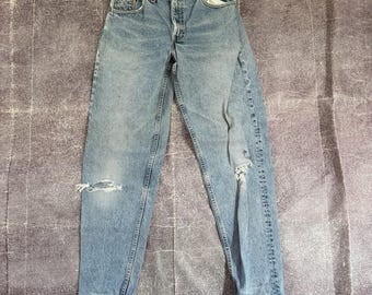 Men's Vintage 90s Levi's USA 560 Loose Fit Light Blue Distreessed Jeans Sz 30 34