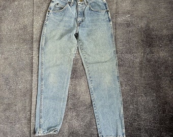 Damen Vintage 90er Wrangler Hi Rise Light Blue Wash Denim Mom Jeans Gr. 28 x 30