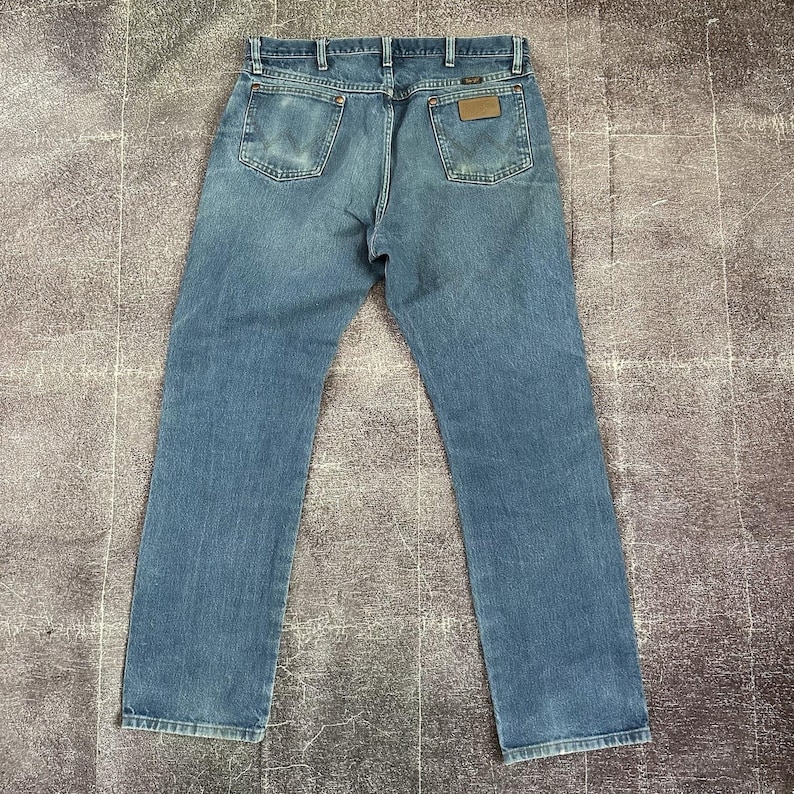 Men's Vintage 90's Wrangler Western Wear Light Blue Denim Work Jeans Sz 36 X 32 image 3
