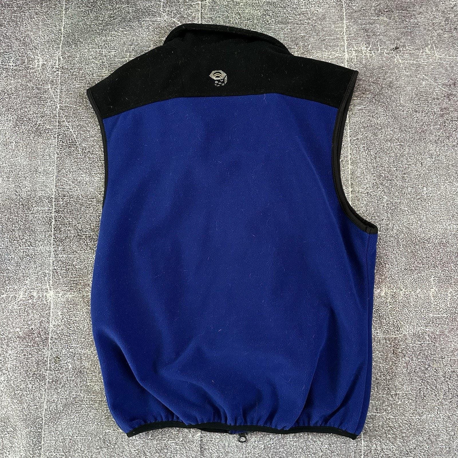Men's Vintage 90's Mountain Hardwear USA Navy Blue Gore
