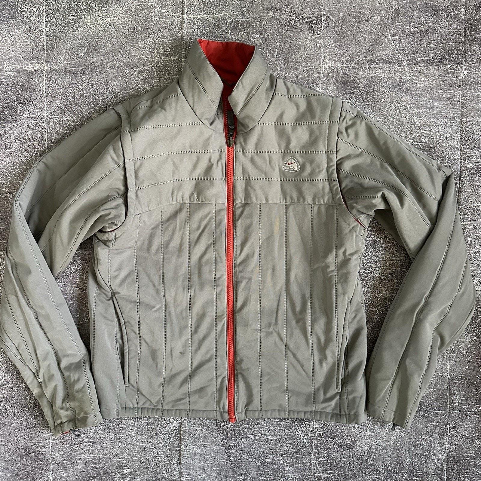Womens Vintage Y2K Nike ACG Thermal Layer Reversible Gray Red Zip 