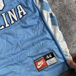 Men's Vintage Nike North Carolina Tar Heels Eric Montross Authentic Jersey Sz 44 image 3