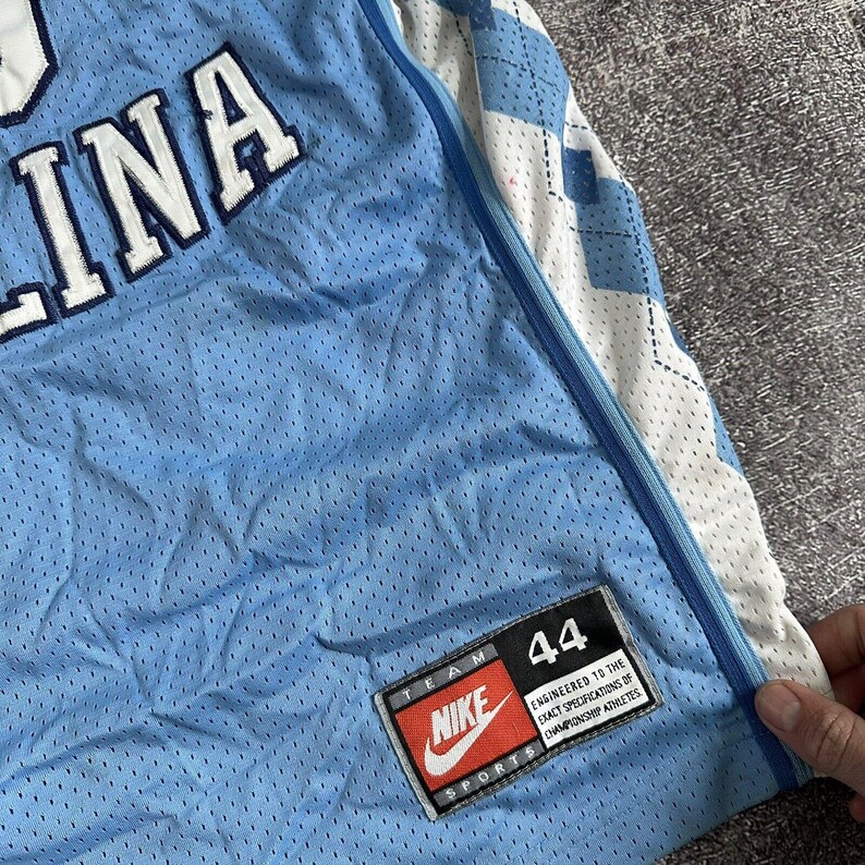 Men's Vintage Nike North Carolina Tar Heels Eric Montross Authentic Jersey Sz 44 image 3