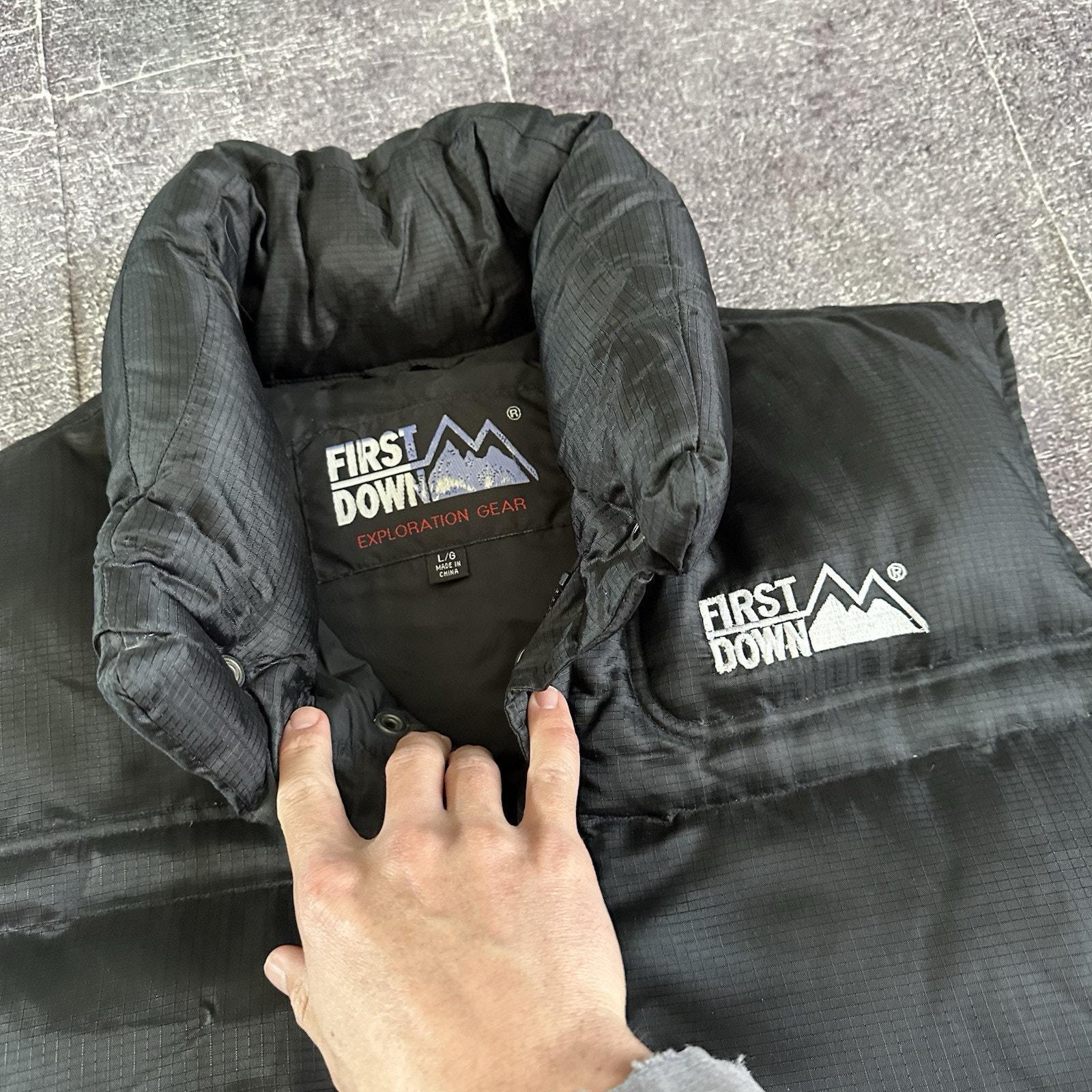 Men's Vintage First Down Exploration Gear Black Zip up