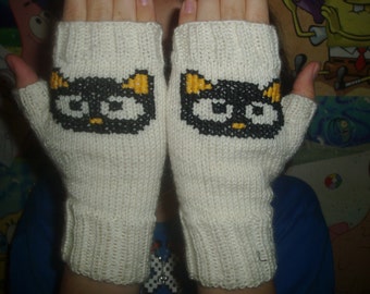 Fingerless Gloves, Cat Mittens, Knitted Mittens, Mitts Cute cat, Black cat, White mitts, Made To Order.