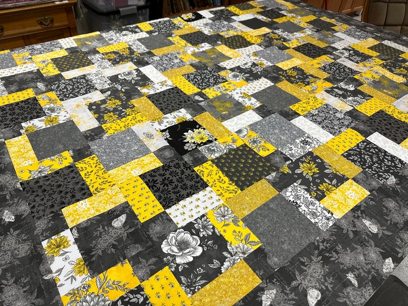 Unfinished Quilt Top, Grey & Yellow, 55 x 68, Quilt Tops for Sale image 3