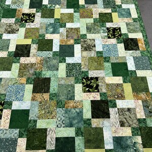 Green Patchwork Unfinished Quilt Top, 55 x 68, Lap or Throw Size image 4