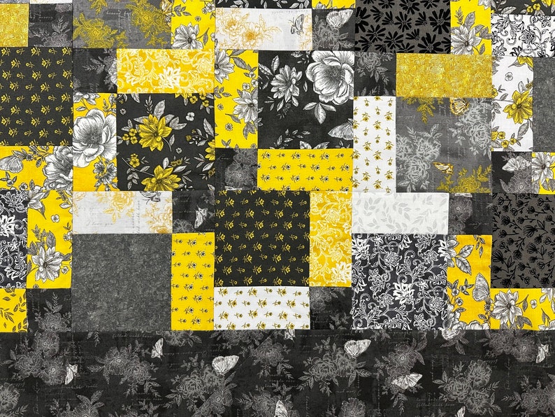 Unfinished Quilt Top, Grey & Yellow, 55 x 68, Quilt Tops for Sale image 10