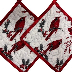 Christmas Cardinal Quilted Pot Holders, Set of 2, Handmade Pot Pads, Housewarming Gift image 10