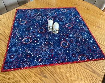 Patriotic Quilted Table Runner, 4th of July, Independence Day, USA, 28" x 28" Square Table Topper