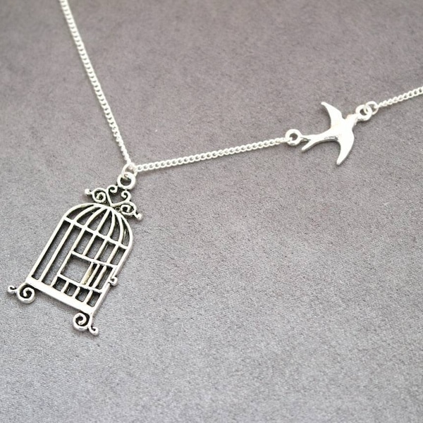 Collier oiseau et cage à oiseau, Collier oiseau, Collier cage à oiseau, Bijoux oiseau, Jane Eyre, Collier Freedom, Moineau, Hirondelle, Collier livre