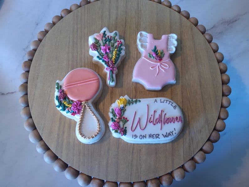 Wildflower is On Her Way Cookies - One Dozen imagen 3