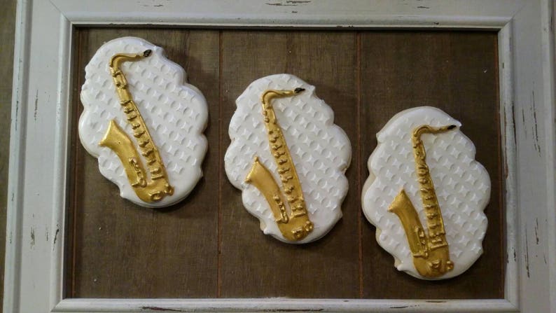 Saxophone Cookies One Dozen image 1