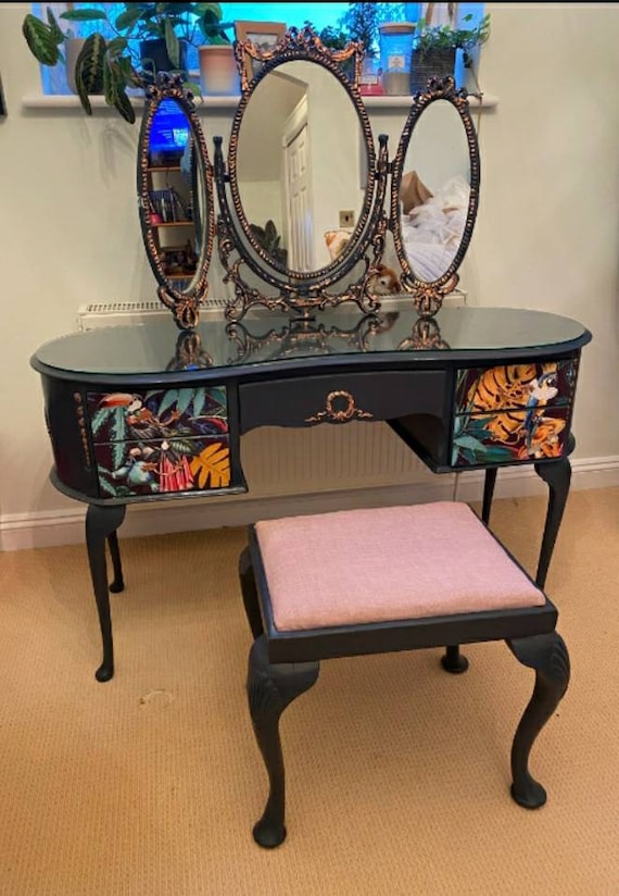 Dressing Table Desk for Bedroom or Office. Painted Furniture