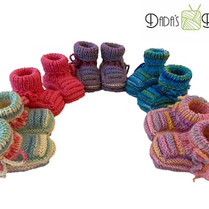 Baby shoes knitted in several colors size. about 15/16 image 1