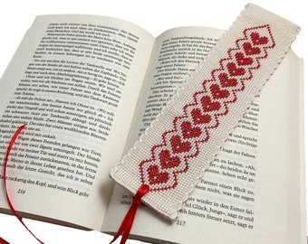 Embroidered bookmark with red hearts