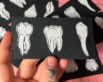 3 teeth screen print sew on patch