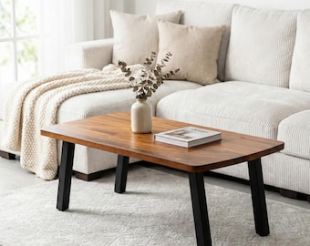 Table basse en noyer - Table en bois massif fabriquée à la main | Résistante à l'eau et aux rayures | Assemblage sans outil