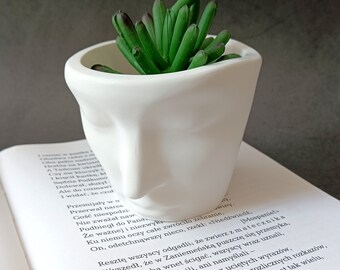 Succulent Face Plant Pot: Concrete Home Decor (10x8cm)