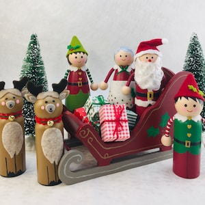 Christmas Peg Dolls and Sleigh/Christmas Sleigh/Handmade Christmas Sleigh/Handpainted Christmas Peg Dolls/Christmas Decoration/Holiday Decor