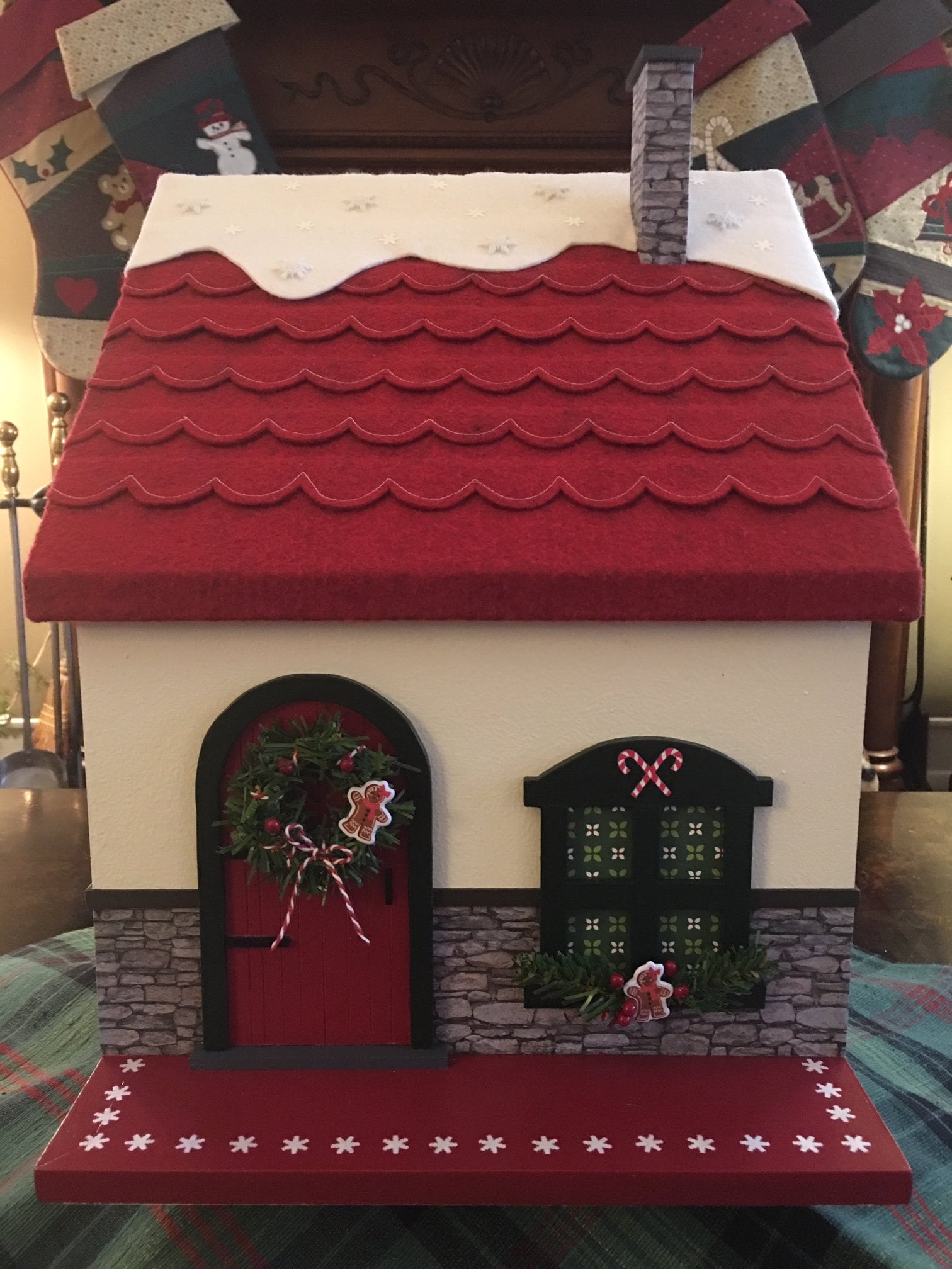A Christmas Dollhouse - House of Hawthornes