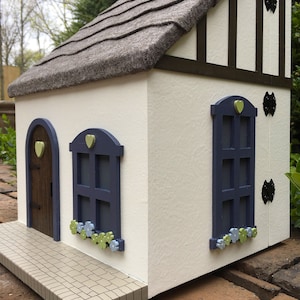 Wooden Doll House Cottage, Wooden Peg Doll's House, Handcrafted, Painted Wooden Dollhouse (Blue/Green)