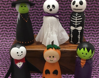 Halloween Decor/Set of 6 Halloween Peg Dolls/Halloween Decorations/Seasonal Decor/Hand Painted Peg Dolls