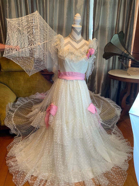 Victorian Southern Belle Dress and LACE UMBRELLA