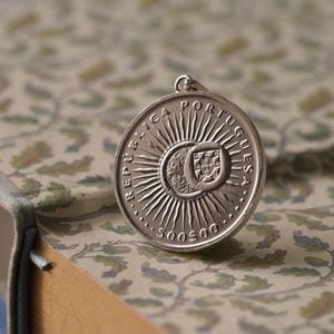 Portugal Coin Necklace in Silver (.500) | 500 Escudos, 1997 | Handcrafted | Repurposed Coin | Handmade | Portuguese Coin | Portugal Pendant
