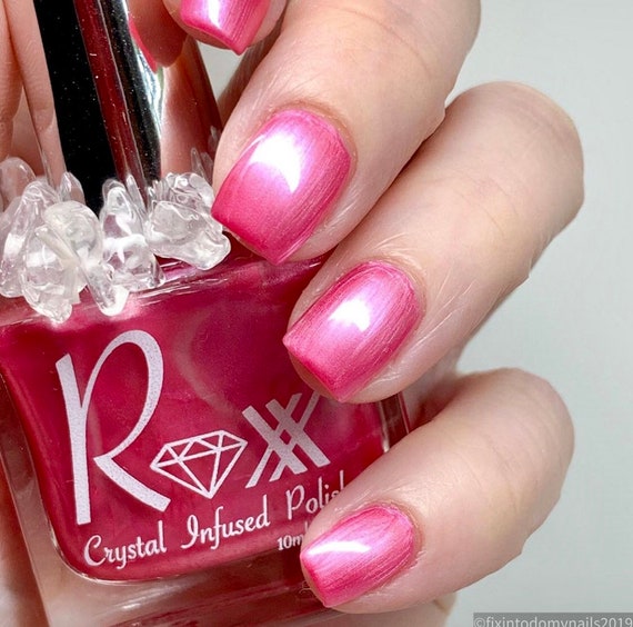 Crystal Nails USA - Pink nails with 3S108 3Step CrystaLac gel polish and  Glam glitters 1 💅 NOW 26% OFF on gel polishes!  https://www.crystalnails.com/webshop/sale | Facebook