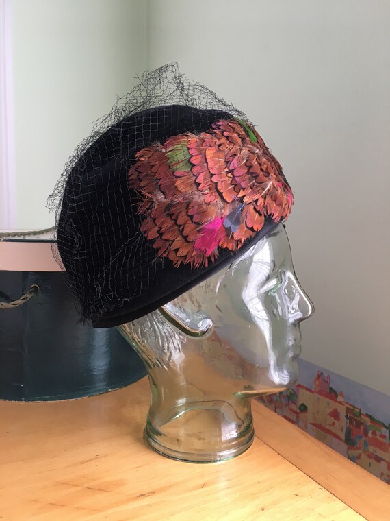 1960s mod black felt veil pheasant feather hat - image 4