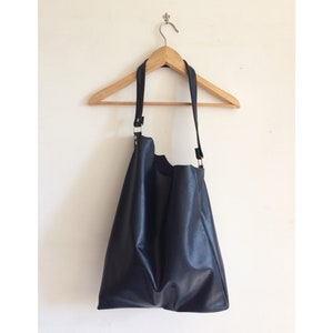 Leather bag women, Soft leather bag, Hobo bag leather, Leather purse women, Slouchy bag leather, Blue hobo bag, Navy blue handbag