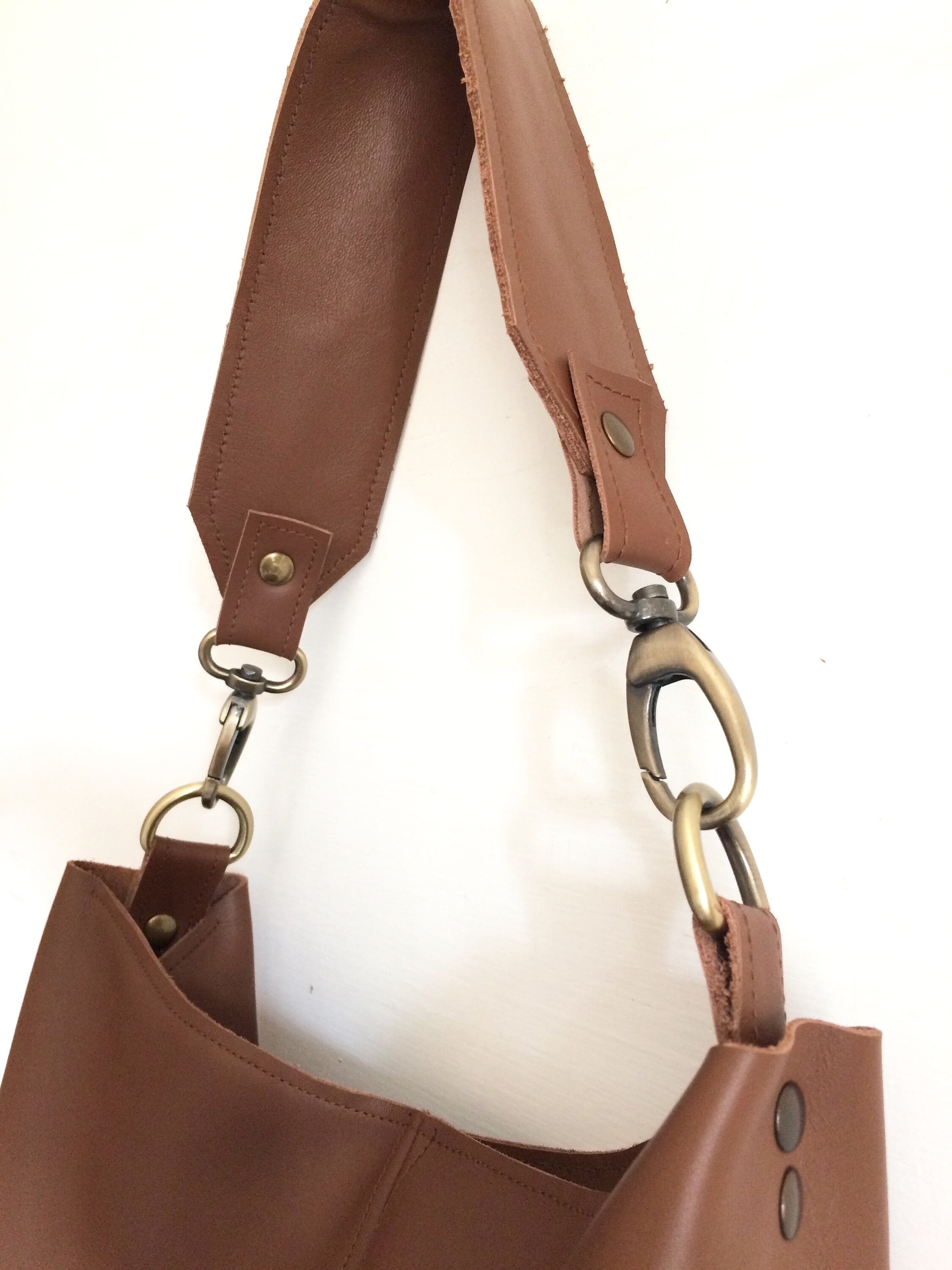 borsa in pelle fatta a mano