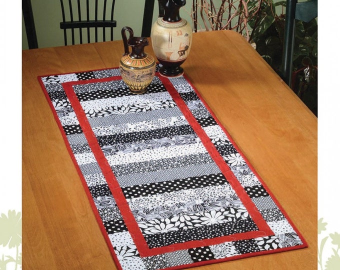 Monochromatic Table Runner Pattern by Dragonfly Fiberart *domestic 1st ...