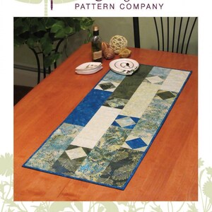 Diamond Head Table Runner Pattern by Dragonfly Fiberart - Etsy