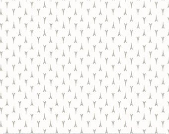 J'aime Paris Petite Eiffel in Ivory by Windham Fabrics | End of Bolt 2 Yards 34 Inches | 53924-7