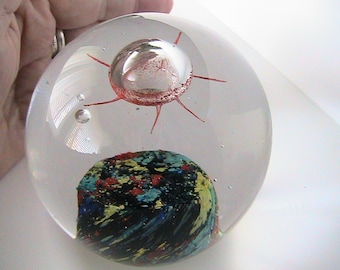 Paperweight, Round Glass Underwater Scene Paperweight