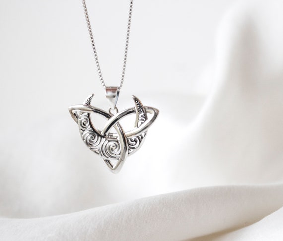 Celtic Crescent Moon Necklace Silver 