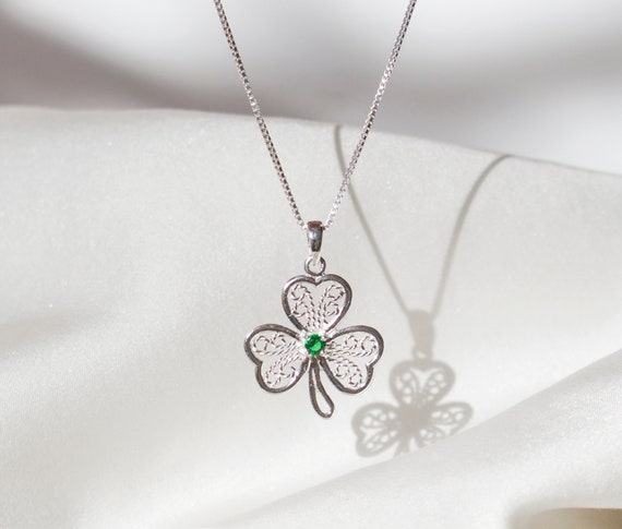 Shamrock pendant deals necklace