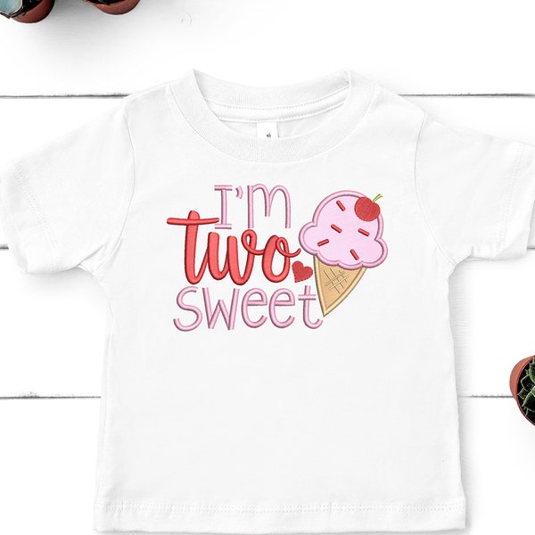 Baby & Kleinkind Geburtstag Wortspiele - ich bin zwei süße zweite Geburtstag Stickerei Maschine Design Applikation 3 Größe Sbaby Body Weste t Shirt Lätzchen etc.