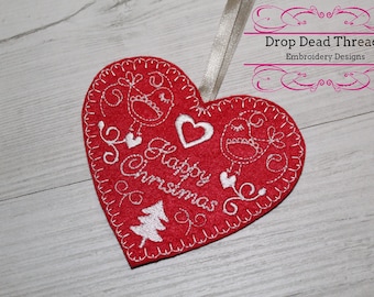Decoración para árbol de Navidad con forma de corazón de estilo escandinavo en 2 tamaños de fieltro.