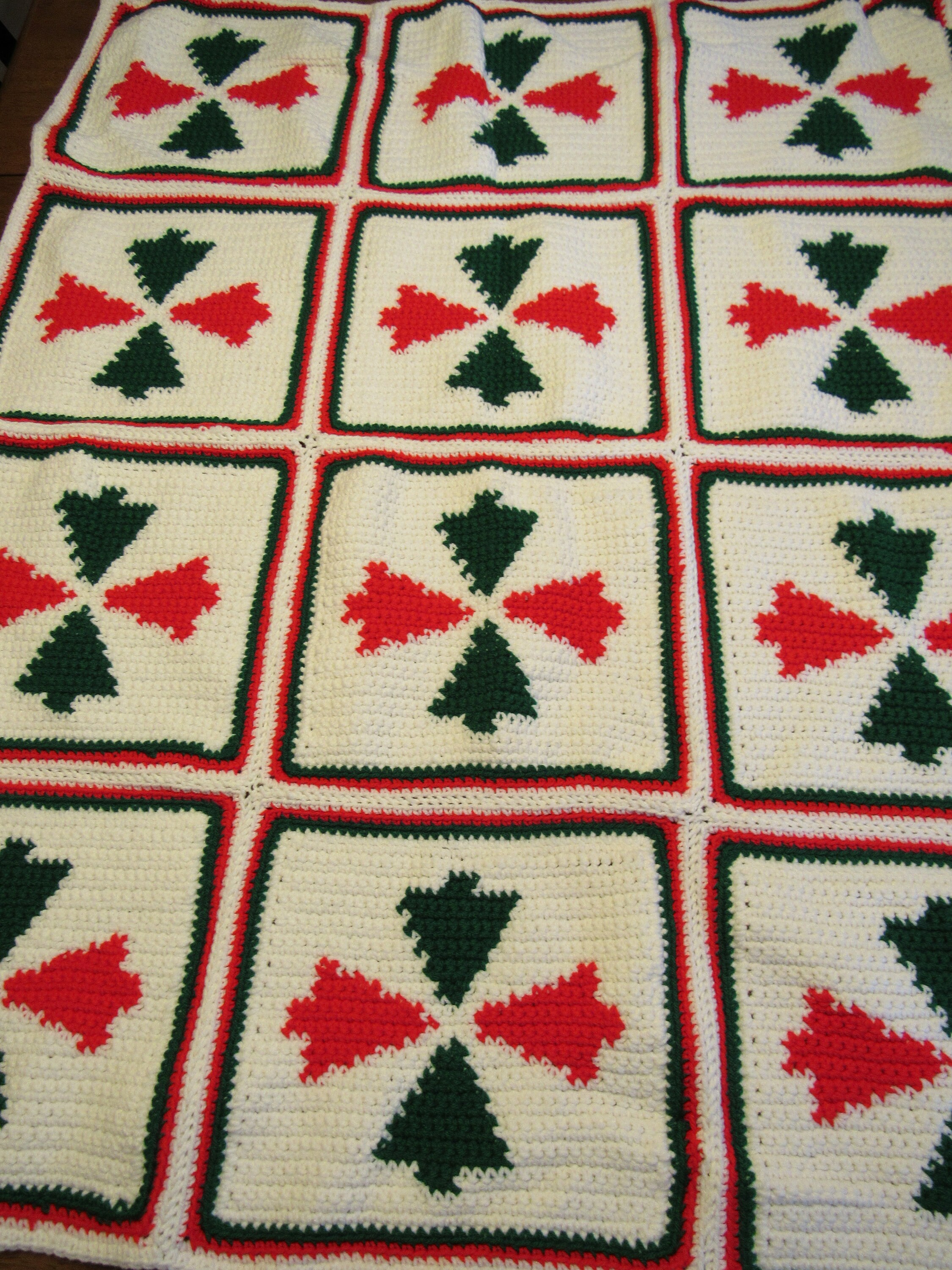 CHRISTMAS KNITTED BLANKET afghan Vintage tree Handmade Throw Etsy